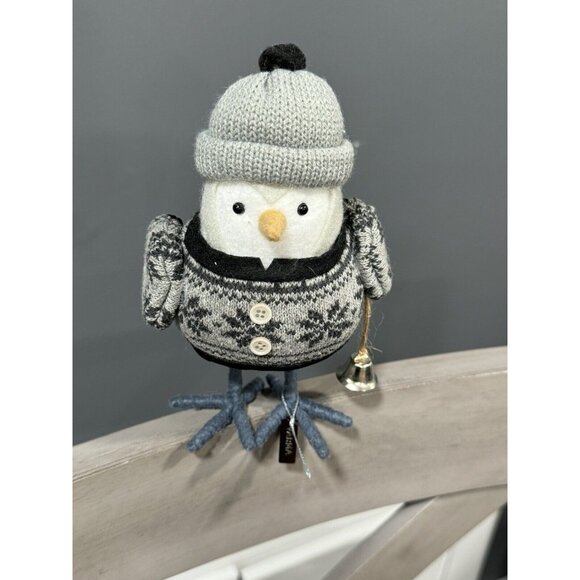 Target Wondershop 2022 Featherly Friends Varma Winter Bird Bell & Sweater B15 - Picture 1 of 3